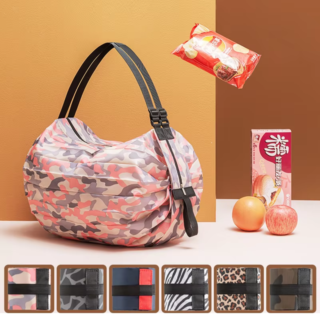 Eco Friendly and Reusable Polyester Waterproof Large Capacity Foldable Sports Shoulder Gym Tote Storage Bag