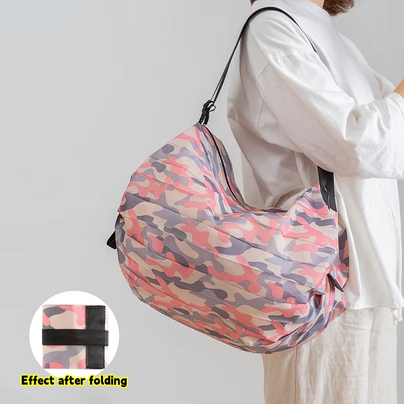 Eco Friendly and Reusable Polyester Waterproof Large Capacity Foldable Sports Shoulder Gym Tote Storage Bag
